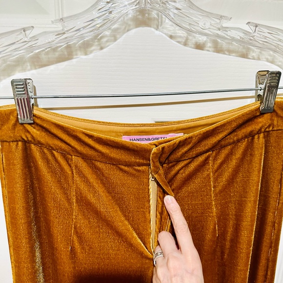 Hansen & Gretel Honey Mustard Velvet Flared Trousers - Picture 9 of 16